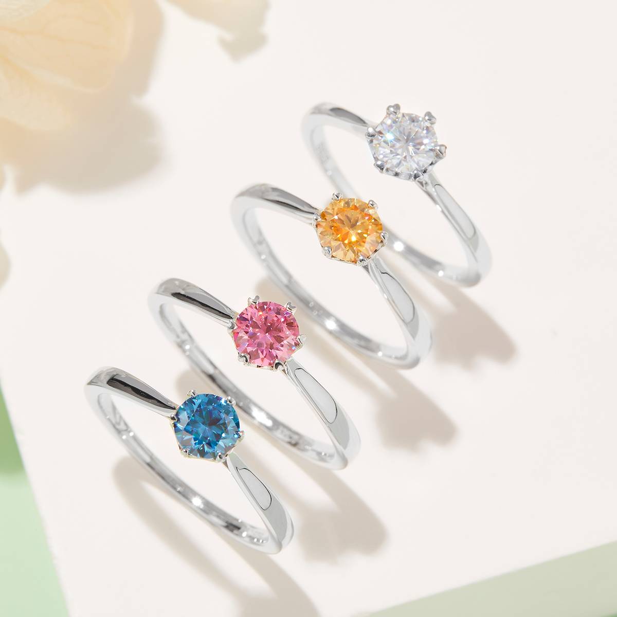 Straight arm sandwich six claw S925 silver plated platinum Moissanite women's ring 50 points D-grade